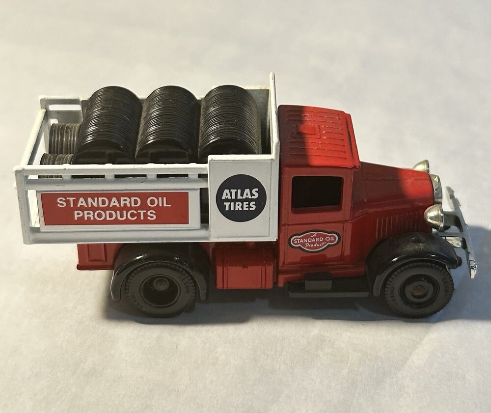 Vintage Lledo Chevron Standard Oil Atlas Tires 1930 Ford Truck England A202